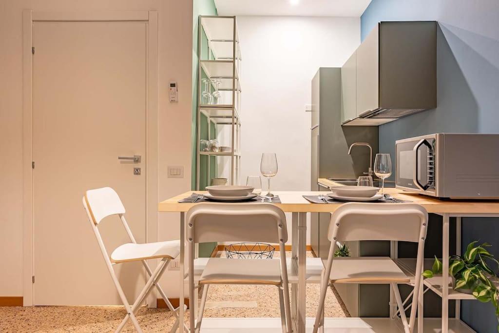 Guest Planet - Cozy Housing Porta Romana M3 Milano Esterno foto