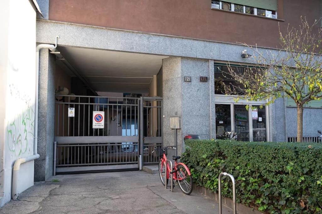 Guest Planet - Cozy Housing Porta Romana M3 Milano Esterno foto